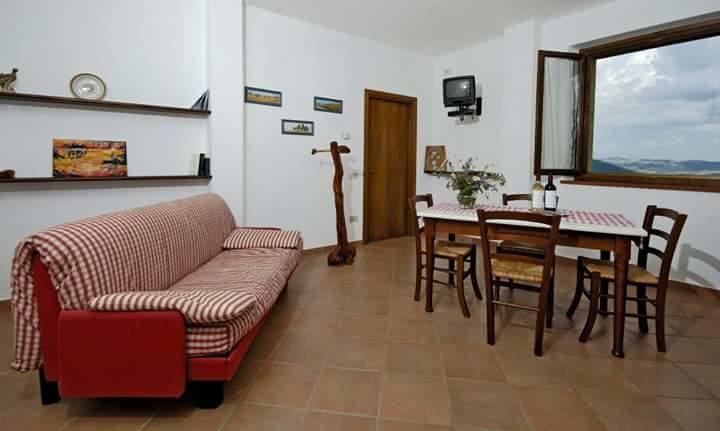 Agriturismo San Nicolo Montecastelli Pisano ภายนอก รูปภาพ