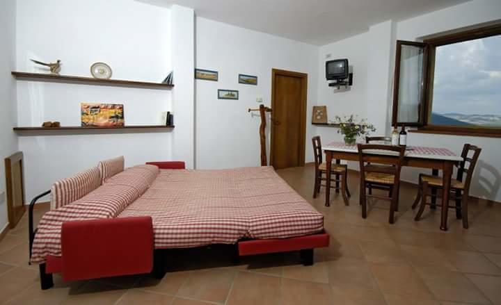 Agriturismo San Nicolo Montecastelli Pisano ภายนอก รูปภาพ